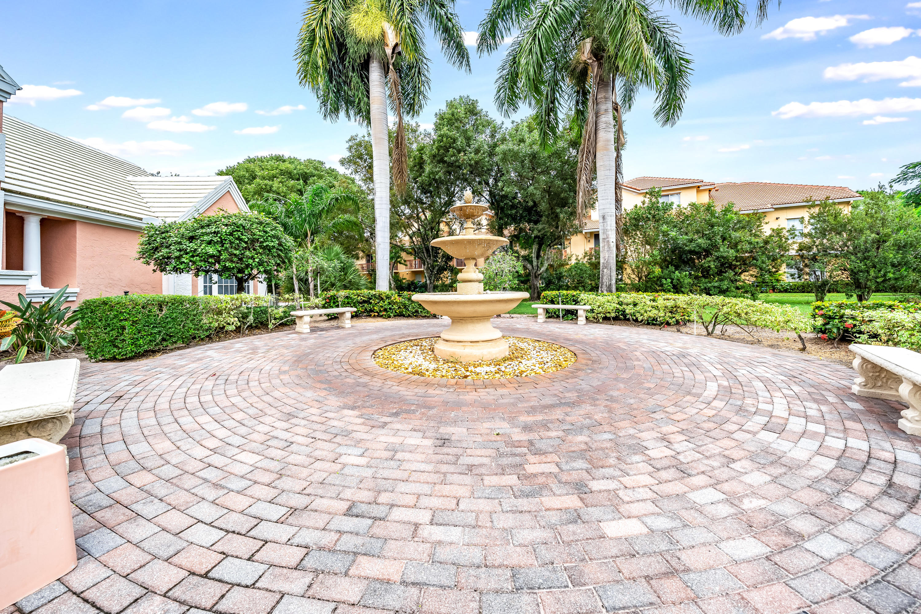 1125 Crystal Way, Unit F Delray Beach, FL 33444 - Photo 20 of 24 21