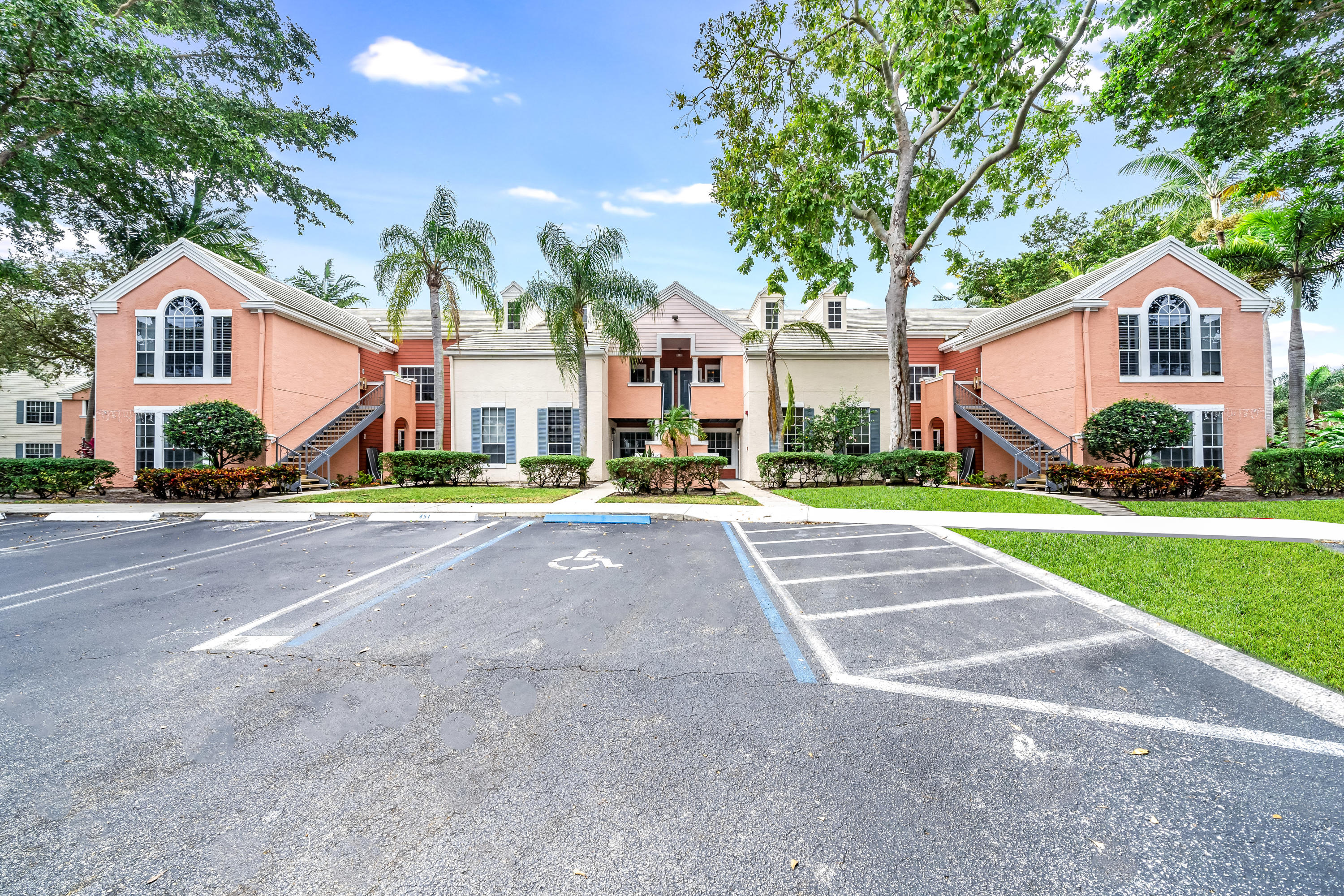 1125 Crystal Way, Unit F Delray Beach, FL 33444 - Photo 23 of 24 24