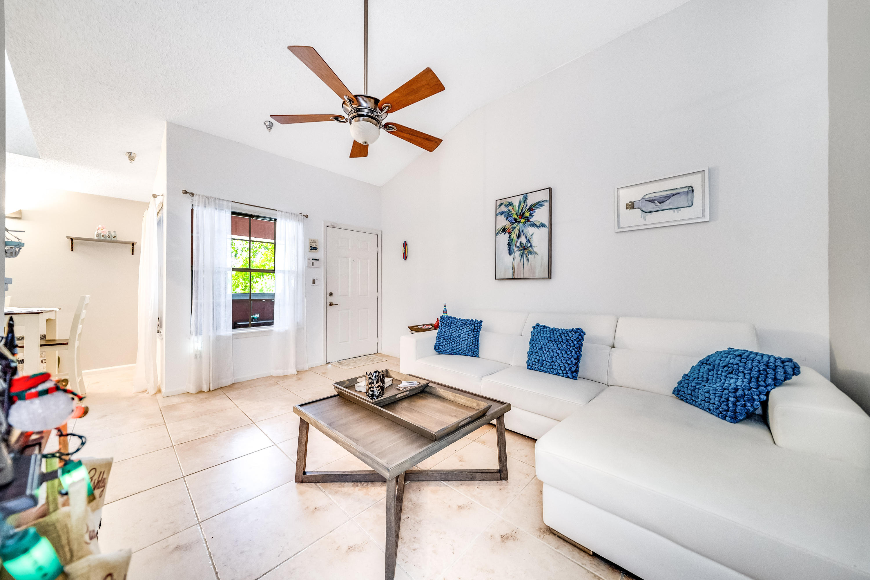 1125 Crystal Way, Unit F Delray Beach, FL 33444 - Photo 10 of 24 12