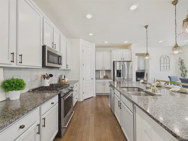 $800,000 | 19011 West 84th Avenue, Arvada, CO 80007