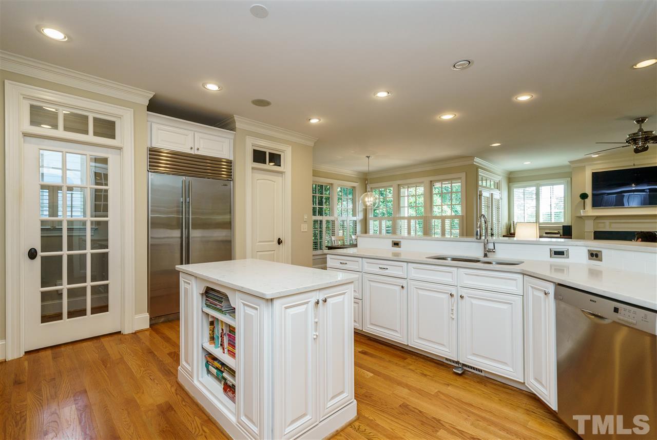 2116 Pine Drive Raleigh, NC 27608 - Photo 9 of 25