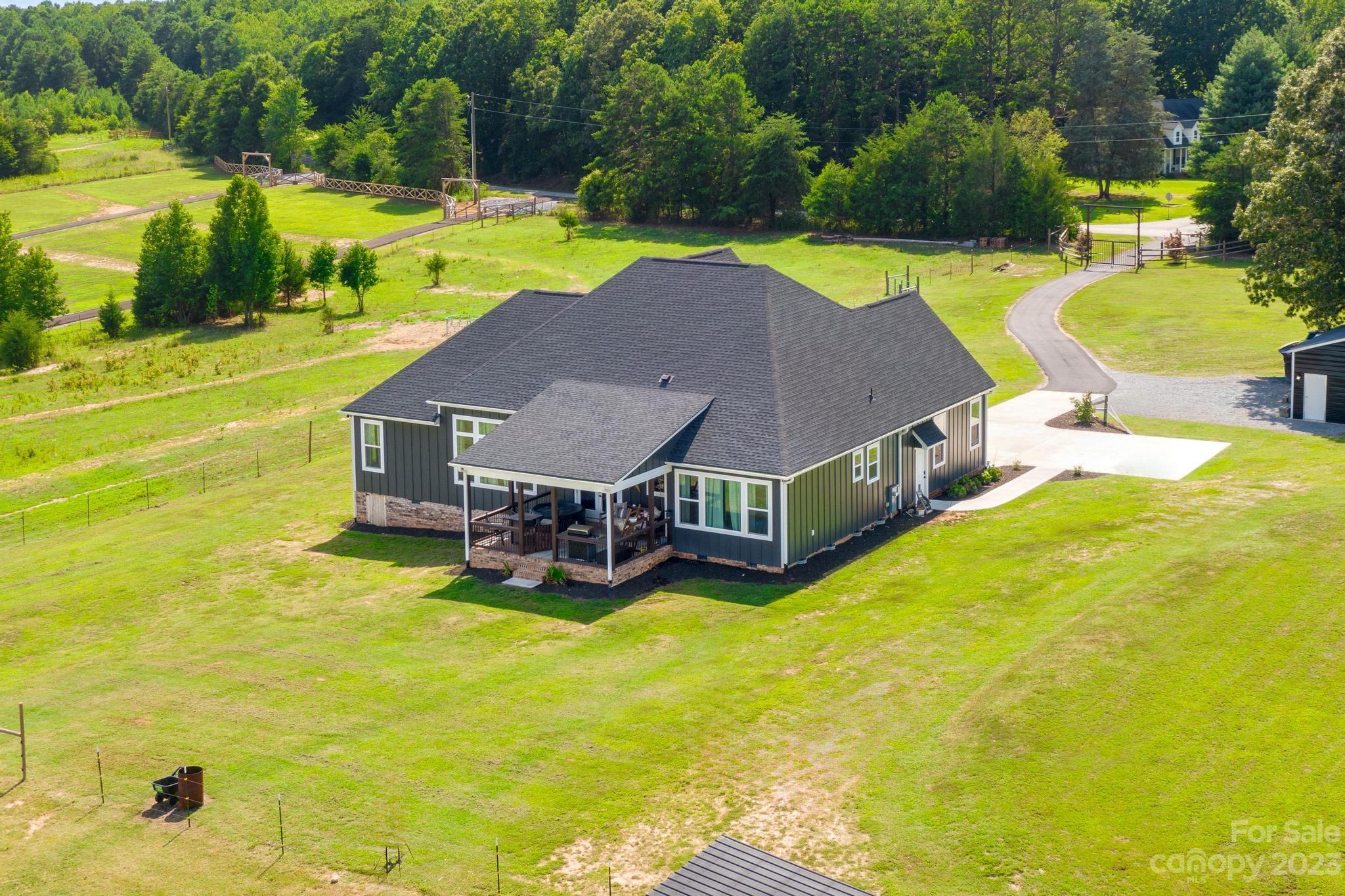 1784 Davis Farm Road, Unit 5 York, SC 29745 - Photo 34 of 35 Gallery Image 34