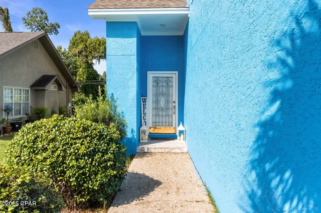 $319,900 | 307 North Cove Boulevard, Panama City, FL 32401