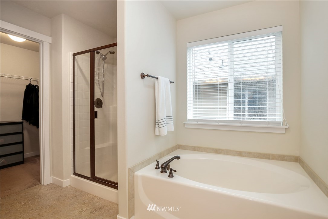 685 Ilwaco Place Northeast Renton, WA 98059 - Photo 14 of 23 Gallery Image 14