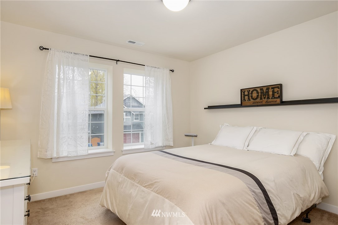 685 Ilwaco Place Northeast Renton, WA 98059 - Photo 16 of 23 Gallery Image 16