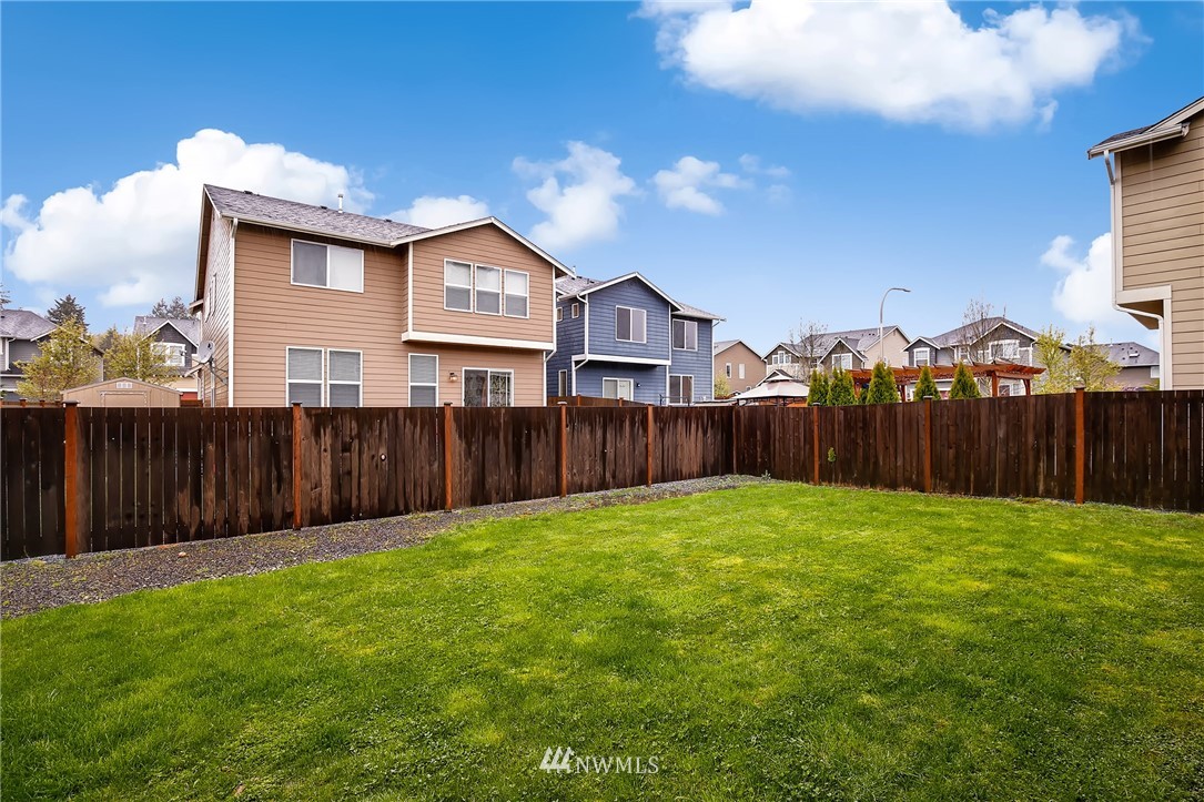 685 Ilwaco Place Northeast Renton, WA 98059 - Photo 21 of 23 Gallery Image 21