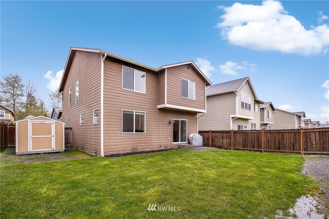 685 Ilwaco Place Northeast Renton, WA 98059 - Photo 22 of 23 Gallery Image 22