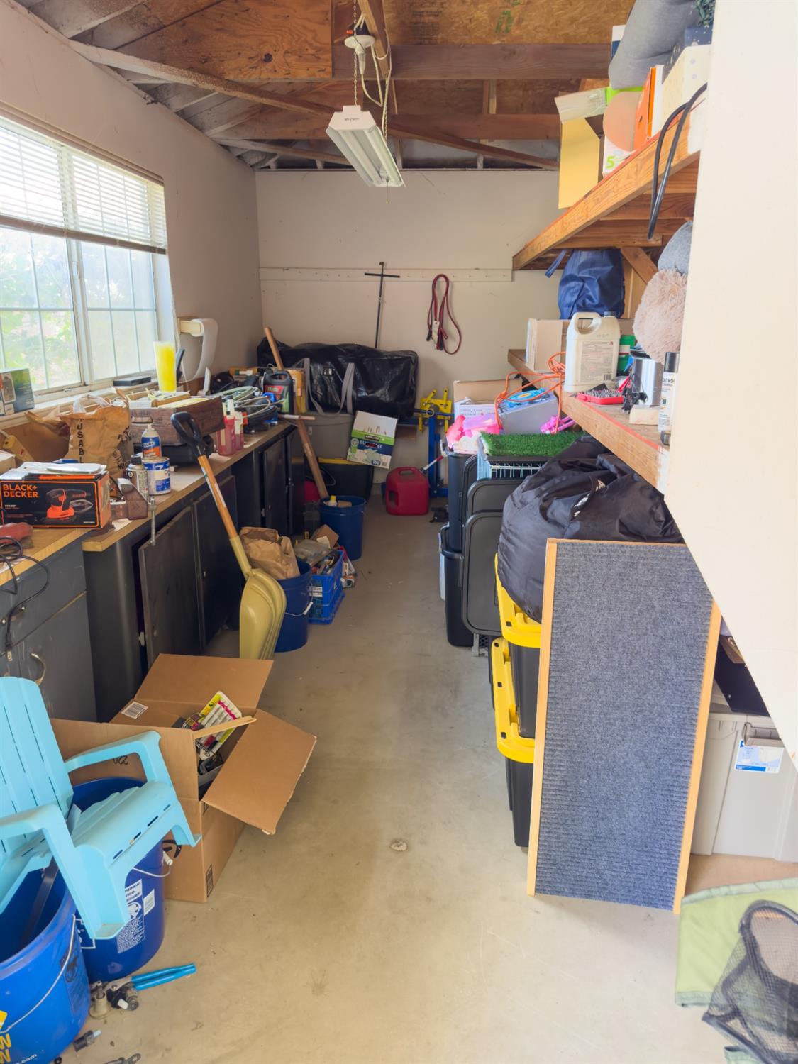 2544 Sterling Avenue Sanger, CA 93657 - Photo 25 of 27 a storage room
