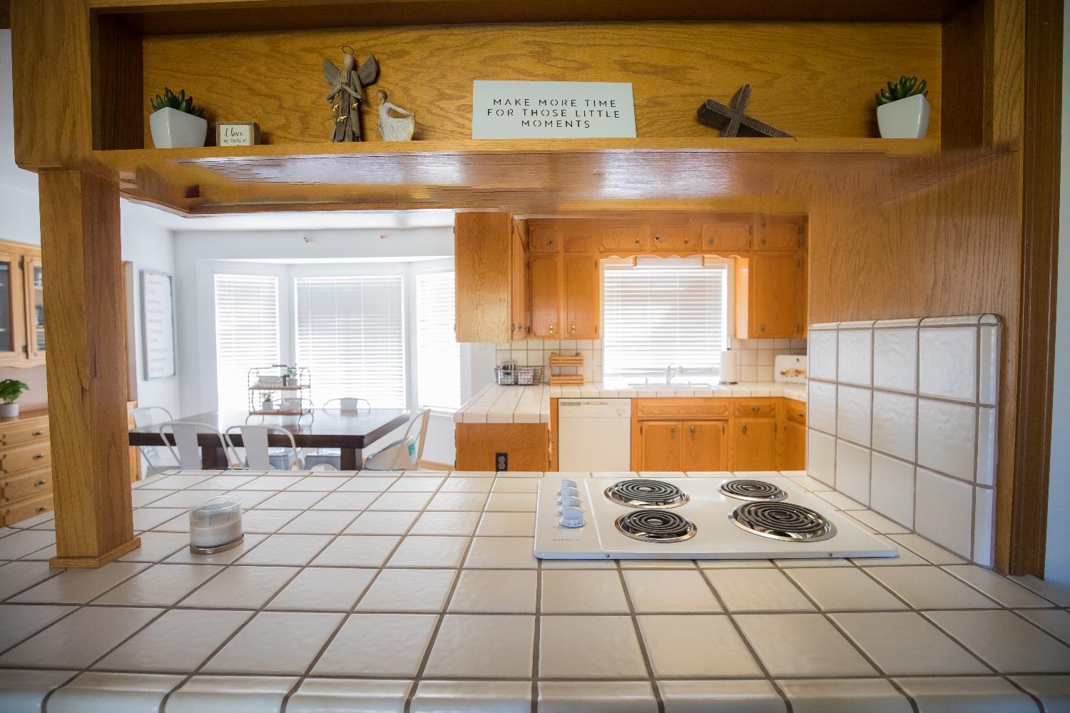 2544 Sterling Avenue Sanger, CA 93657 - Photo 9 of 27