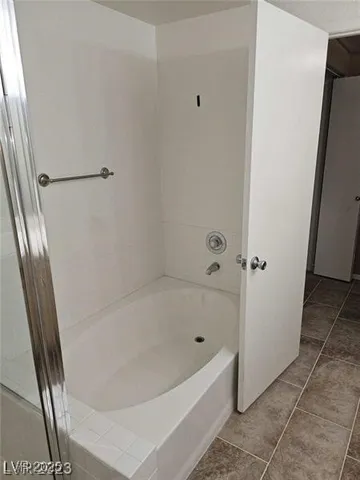 $1,300 | 2201 Ramsgate Drive, Unit 212, Henderson, NV 89074