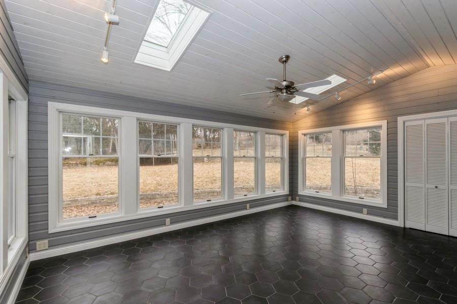 2032 Ridgeway Drive Iowa City, IA 52245 - Photo 20 of 43 Gallery Image 20