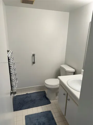 $1,740 | 13255 Southwest 9th Court, Unit 211G, Pembroke Pines, FL 33027