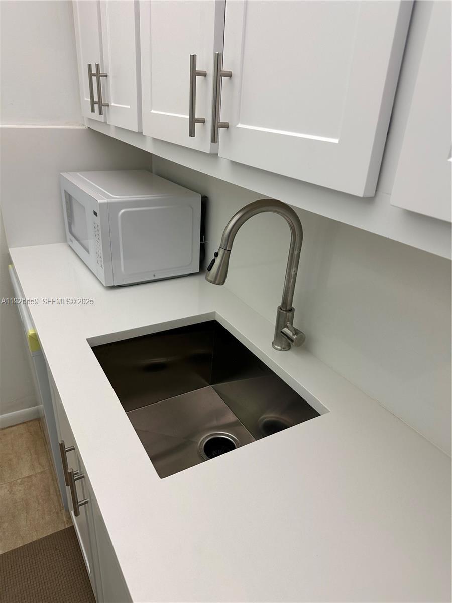 13255 Southwest 9th Court, Unit 211G Pembroke Pines, FL 33027 - Photo 8 of 24