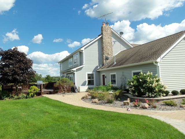 19602 Hebron Road Harvard, IL 60033 - Photo 6 of 25