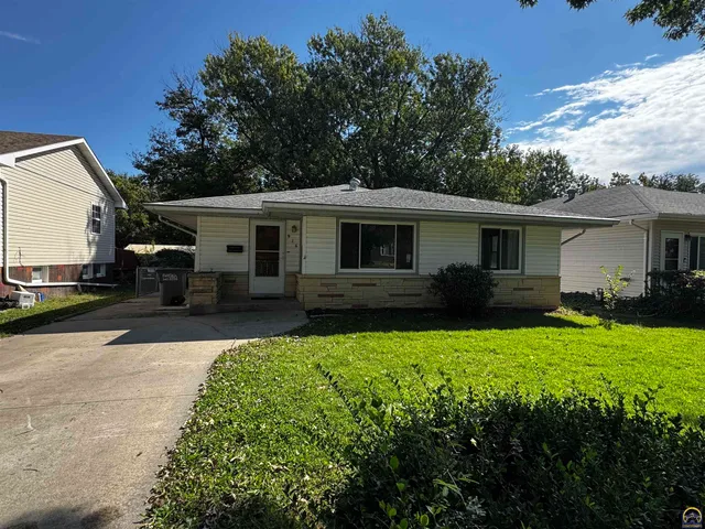 $175,000 | 916 Garfield Street, Emporia, KS 66801
