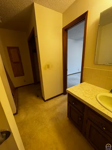 $175,000 | 916 Garfield Street, Emporia, KS 66801