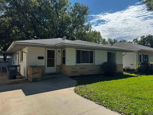 $175,000 | 916 Garfield Street, Emporia, KS 66801