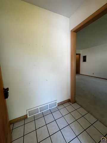 $175,000 | 916 Garfield Street, Emporia, KS 66801