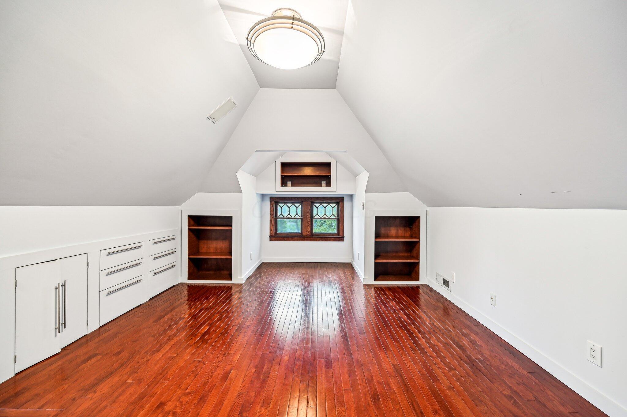 116 East Tulane Road Columbus, OH 43202 - Photo 26 of 36 28-web-or-mls-E Tulane Rd-0705-028