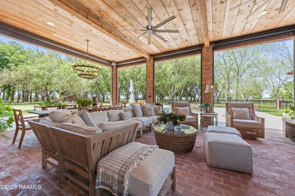 $2,950,000 | 7403 Roberts Cove Road, Rayne, LA 70578