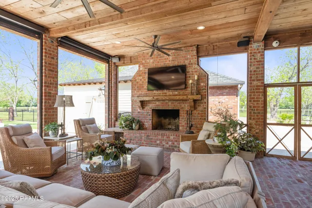 $2,950,000 | 7403 Roberts Cove Road, Rayne, LA 70578