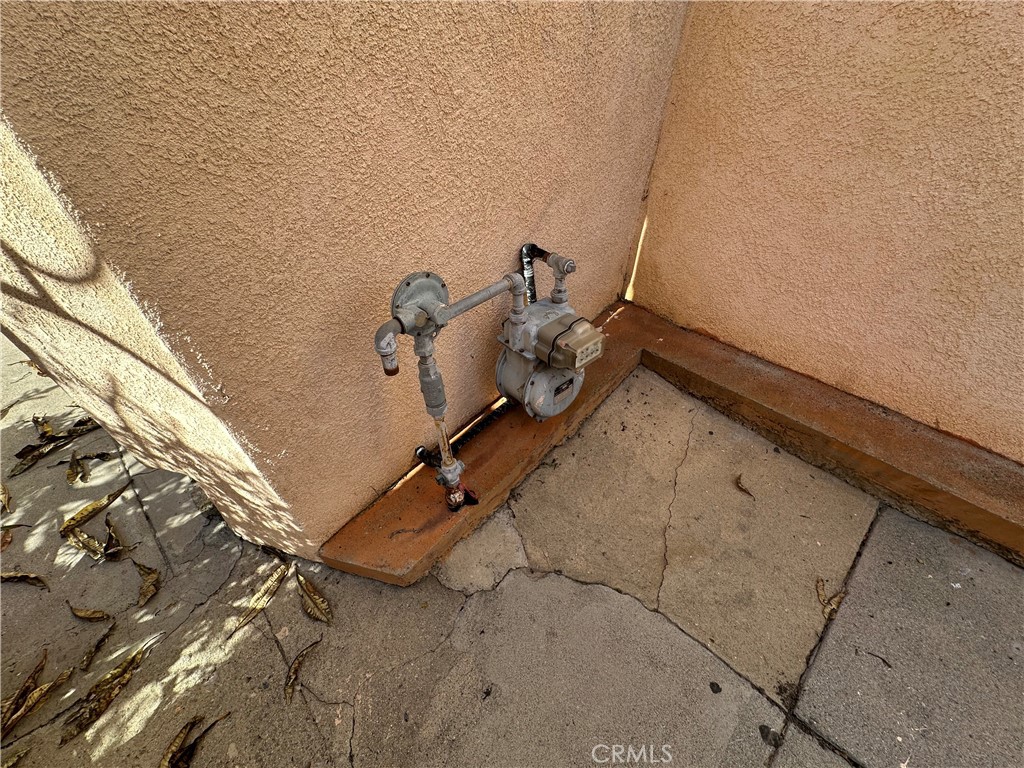 1640 Locust Avenue Long Beach, CA 90813 - Photo 14 of 20