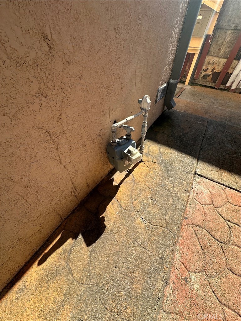 1640 Locust Avenue Long Beach, CA 90813 - Photo 8 of 20