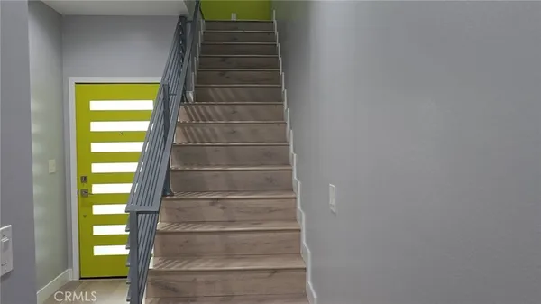 $4,400 | 2250 West 14th Street, Los Angeles, CA 90006