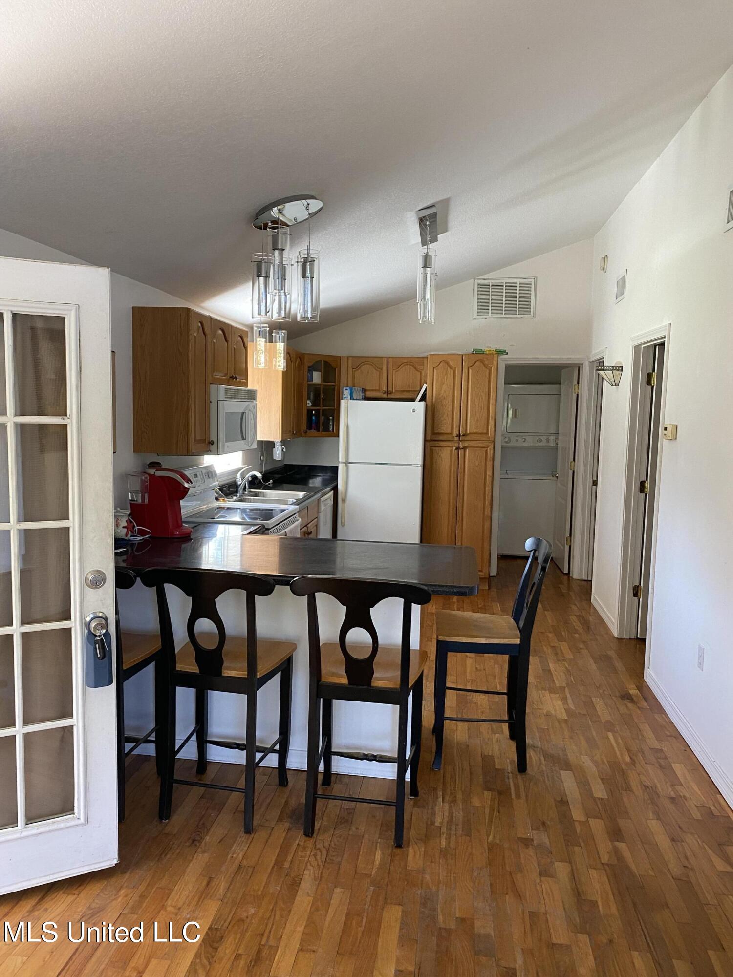 13428 River Road Gulfport, MS 39503 - Photo 11 of 20 IMG-2844