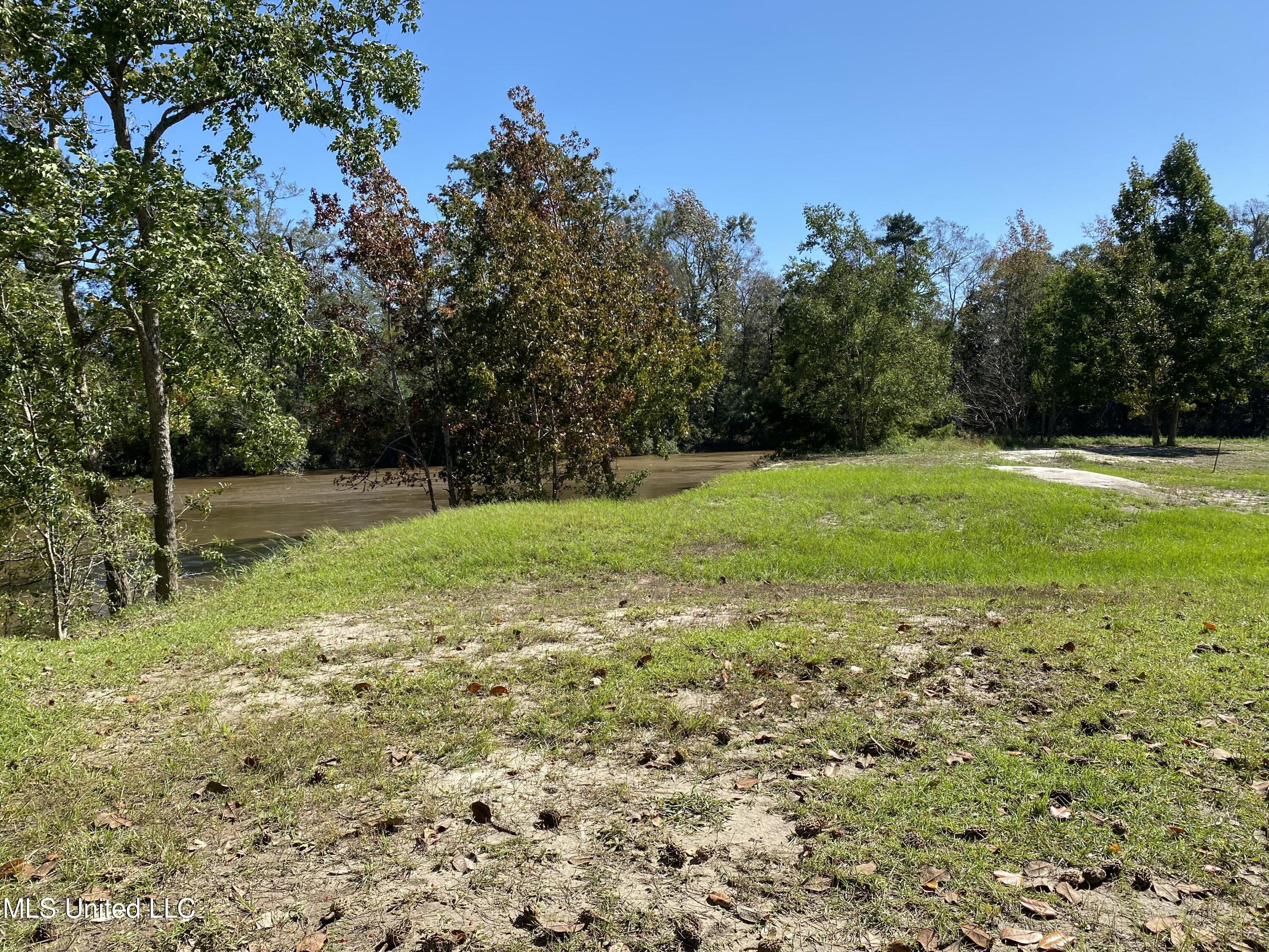 13428 River Road Gulfport, MS 39503 - Photo 17 of 20 IMG-2854