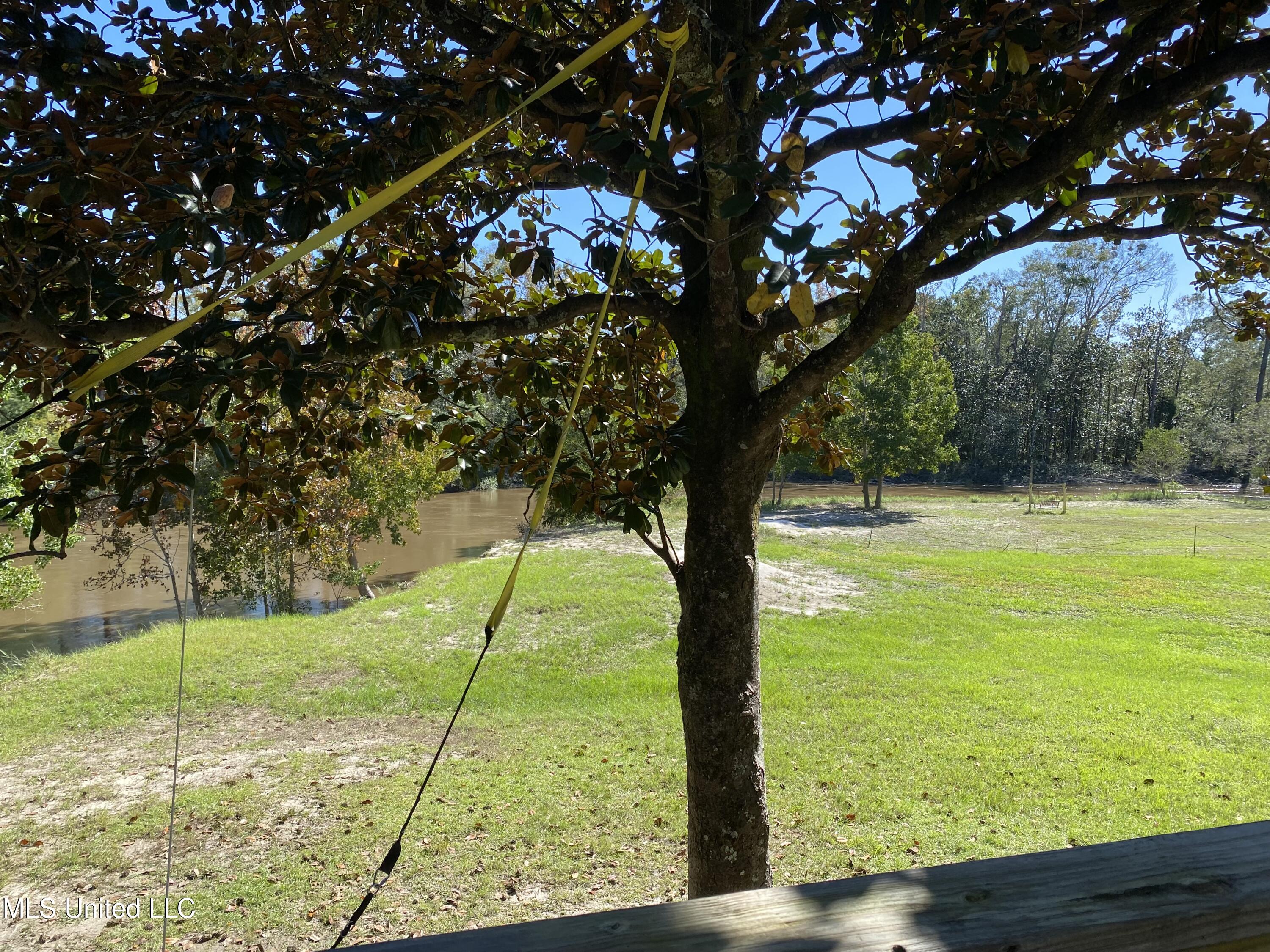 13428 River Road Gulfport, MS 39503 - Photo 4 of 20 IMG-2838