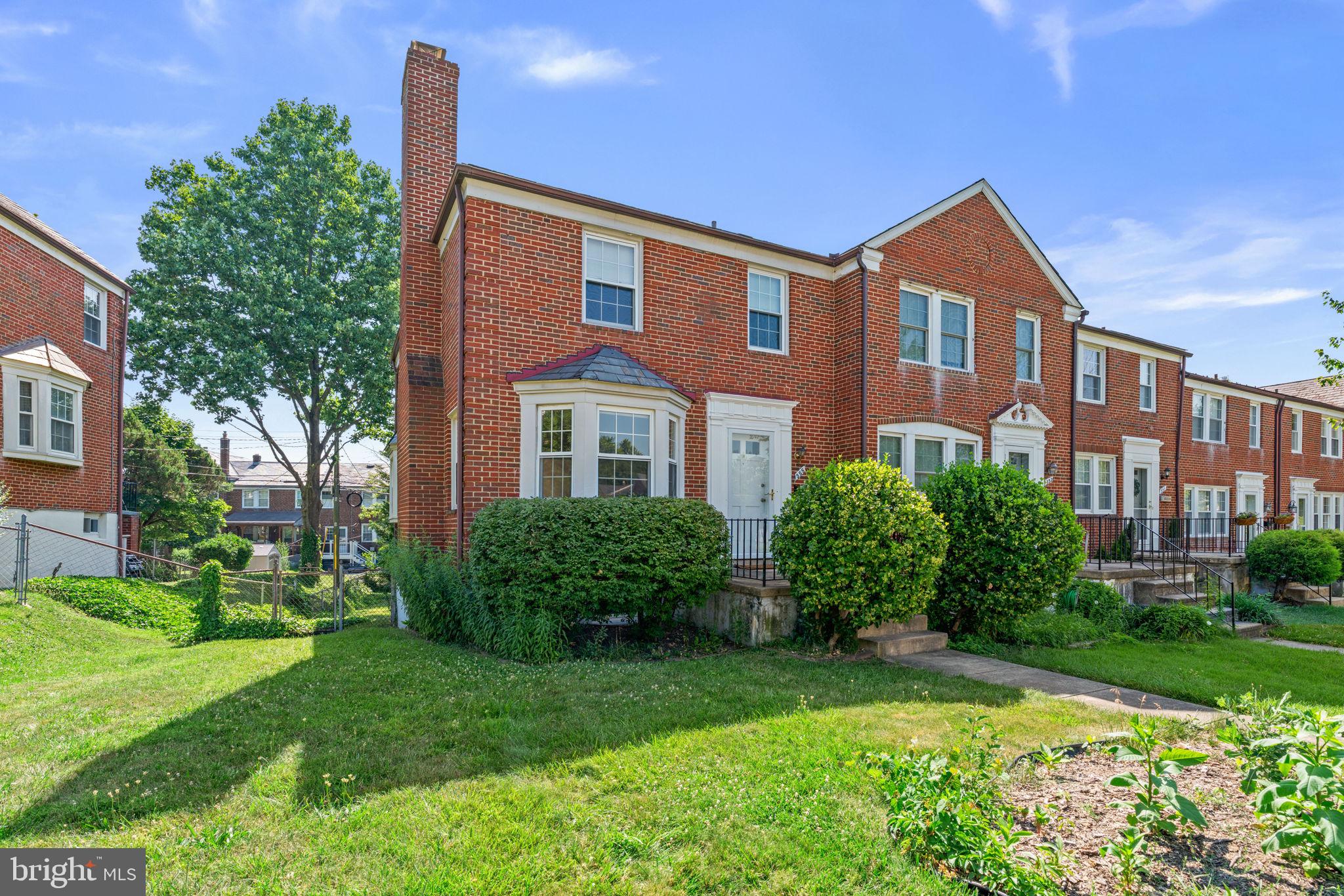 355 Whitfield Road Baltimore, MD 21228 - Photo 1 of 39 Gallery Image 1