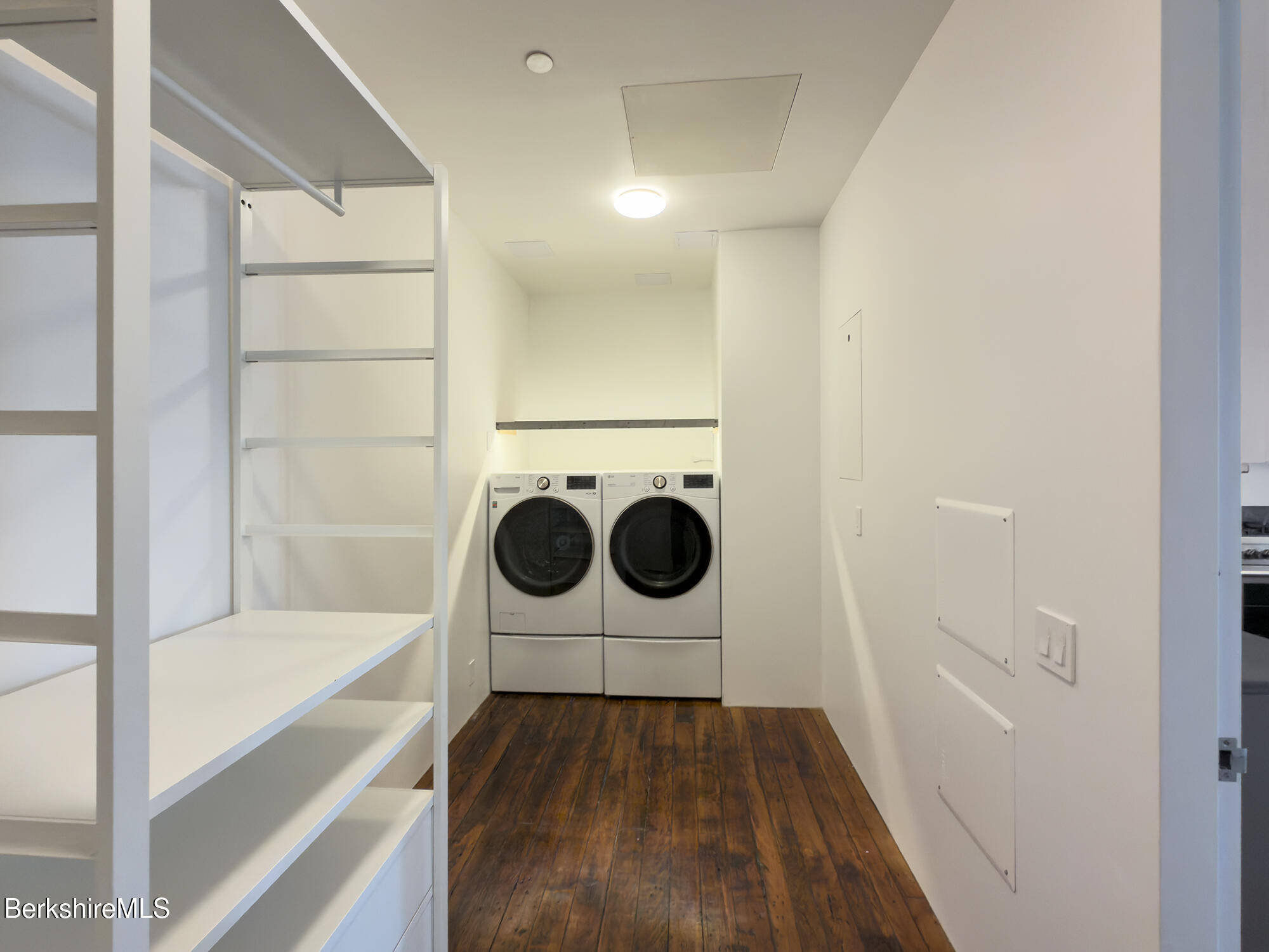 520 State Road, Unit 306 North Adams, MA 01247 - Photo 25 of 40 Laundry-Pantry