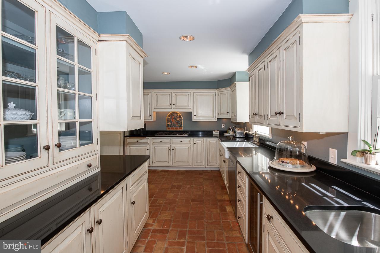 20 Righters Mill Road Gladwyne, PA 19035 - Photo 19 of 48