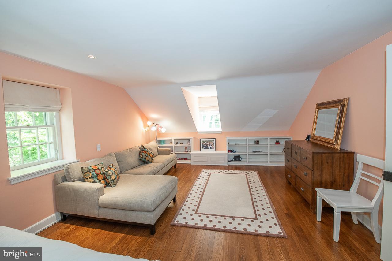 20 Righters Mill Road Gladwyne, PA 19035 - Photo 34 of 48 Bedroom 3