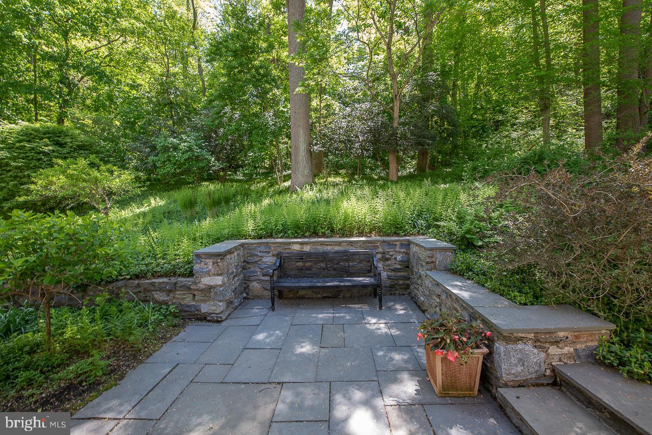 20 Righters Mill Road Gladwyne, PA 19035 - Photo 39 of 48 Entry Patio