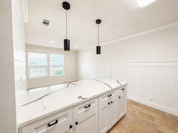 $1,750 | 7 Carol Court, Unit A, Brookshire, TX 77423