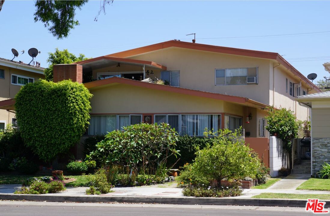 8118 West 83rd Street Playa del Rey, CA 90293 - Photo 1 of 8 Gallery Image 1