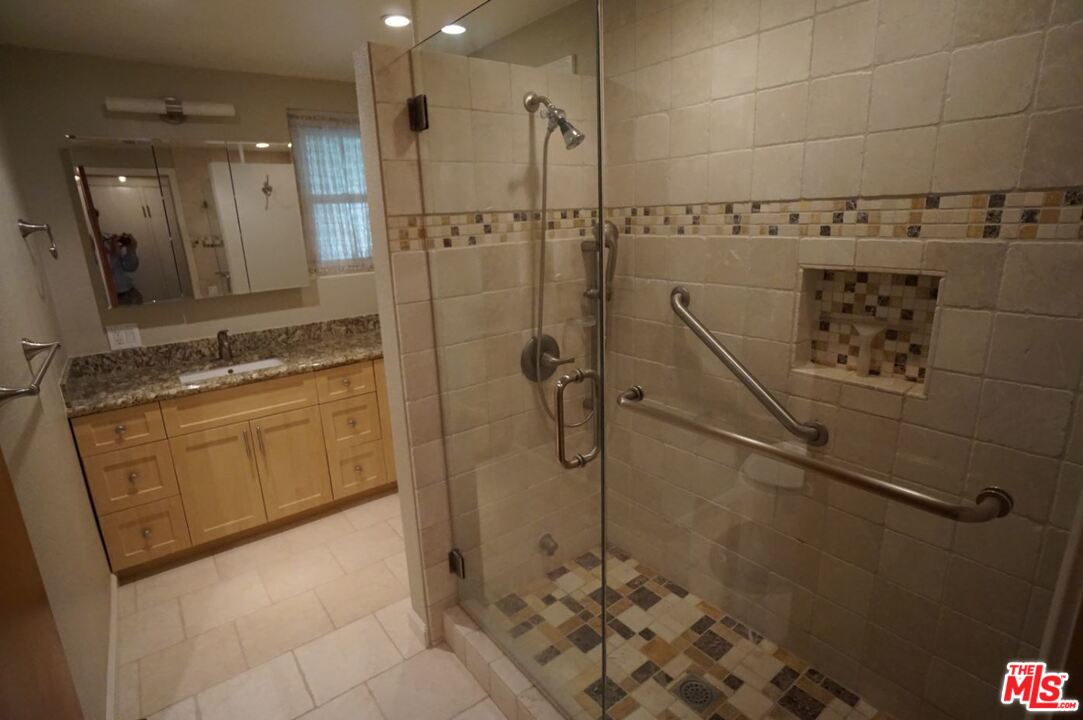 8118 West 83rd Street Playa del Rey, CA 90293 - Photo 6 of 8 Gallery Image 6