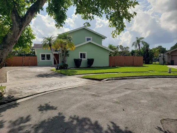 $5,400 | 801 Northwest 49th Way, Coconut Creek, FL 33063