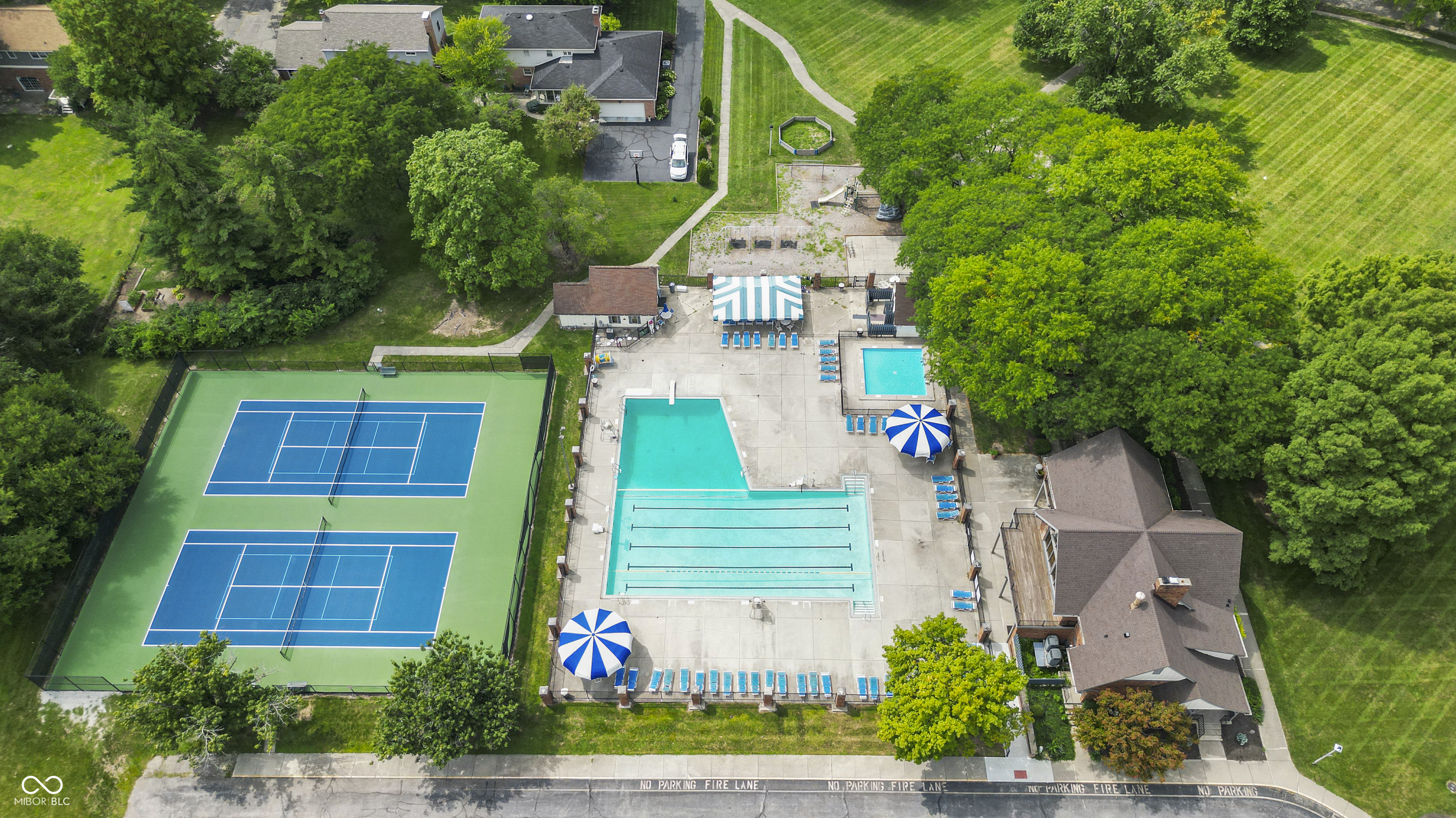 1705 Sturbridge Road Indianapolis, IN 46260 - Photo 27 of 29 Gallery Image 27