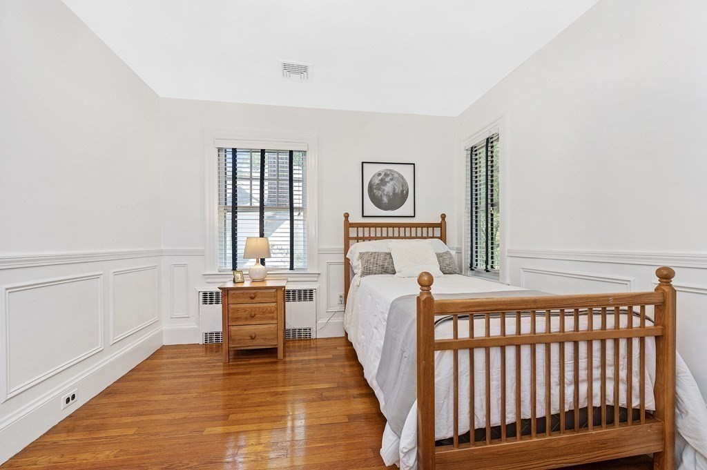 22 Halcyon Road Newton, MA 02459 - Photo 16 of 22