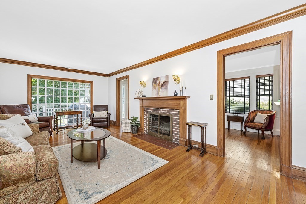 22 Halcyon Road Newton, MA 02459 - Photo 6 of 22