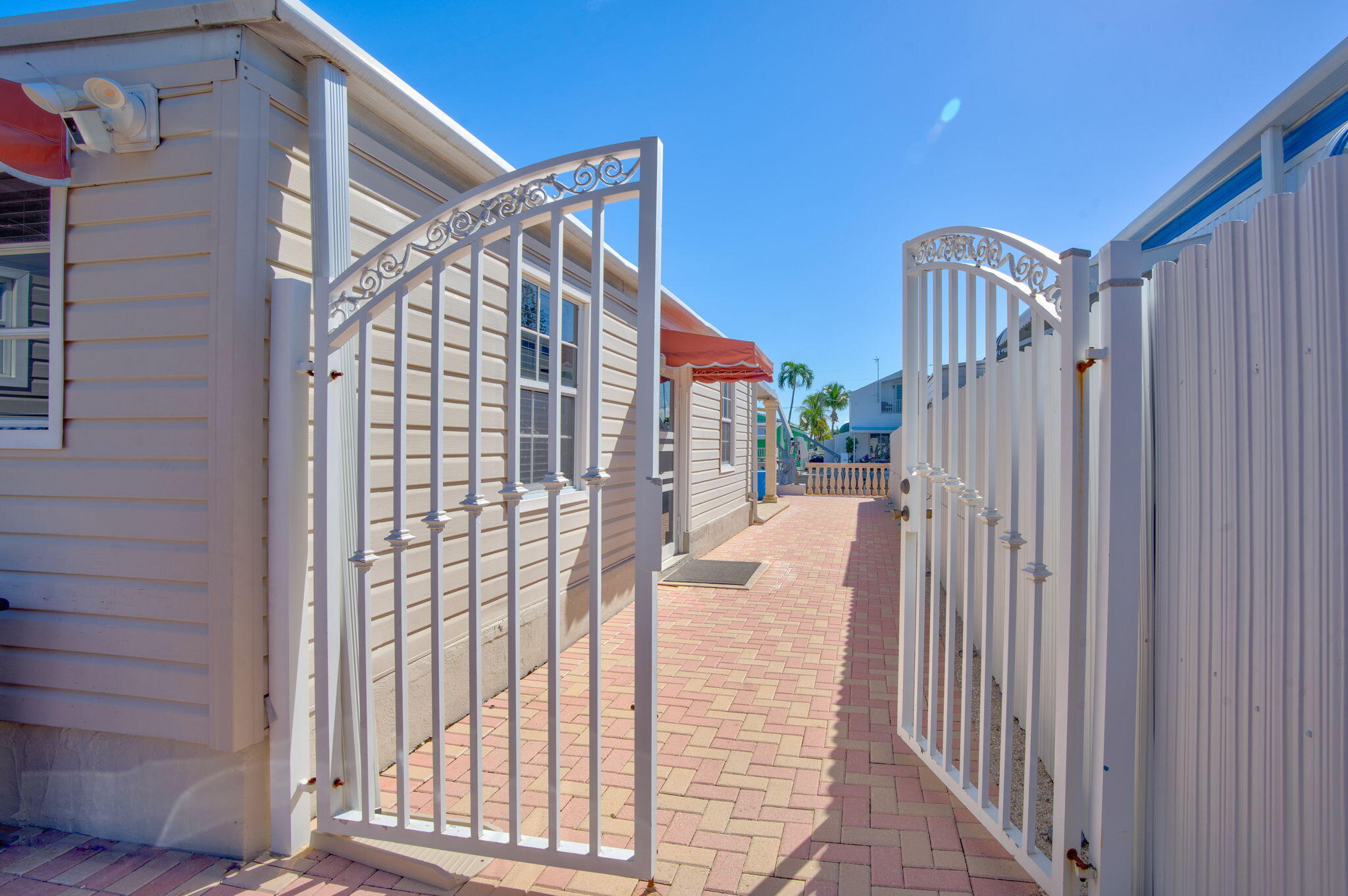 136 Sable Palm Lane Tavernier, FL 33070 - Photo 20 of 39 a view of balcony