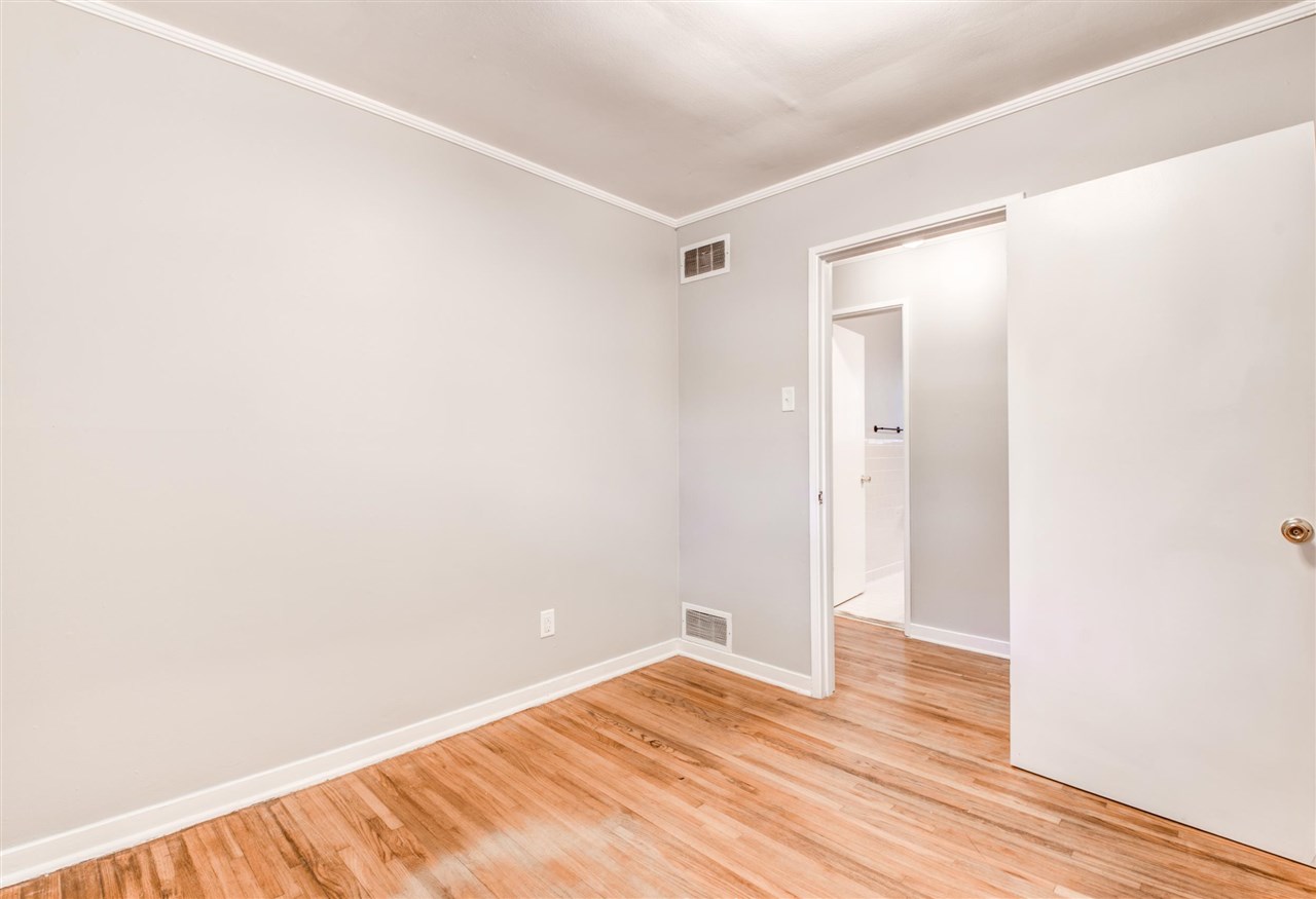 508 Malboro Road Memphis, TN 38120 - Photo 16 of 25