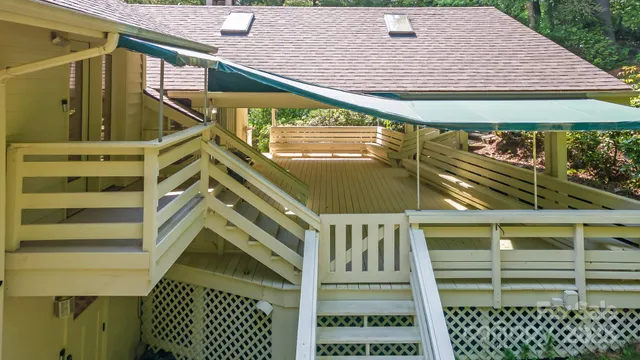 a view of outdoor space