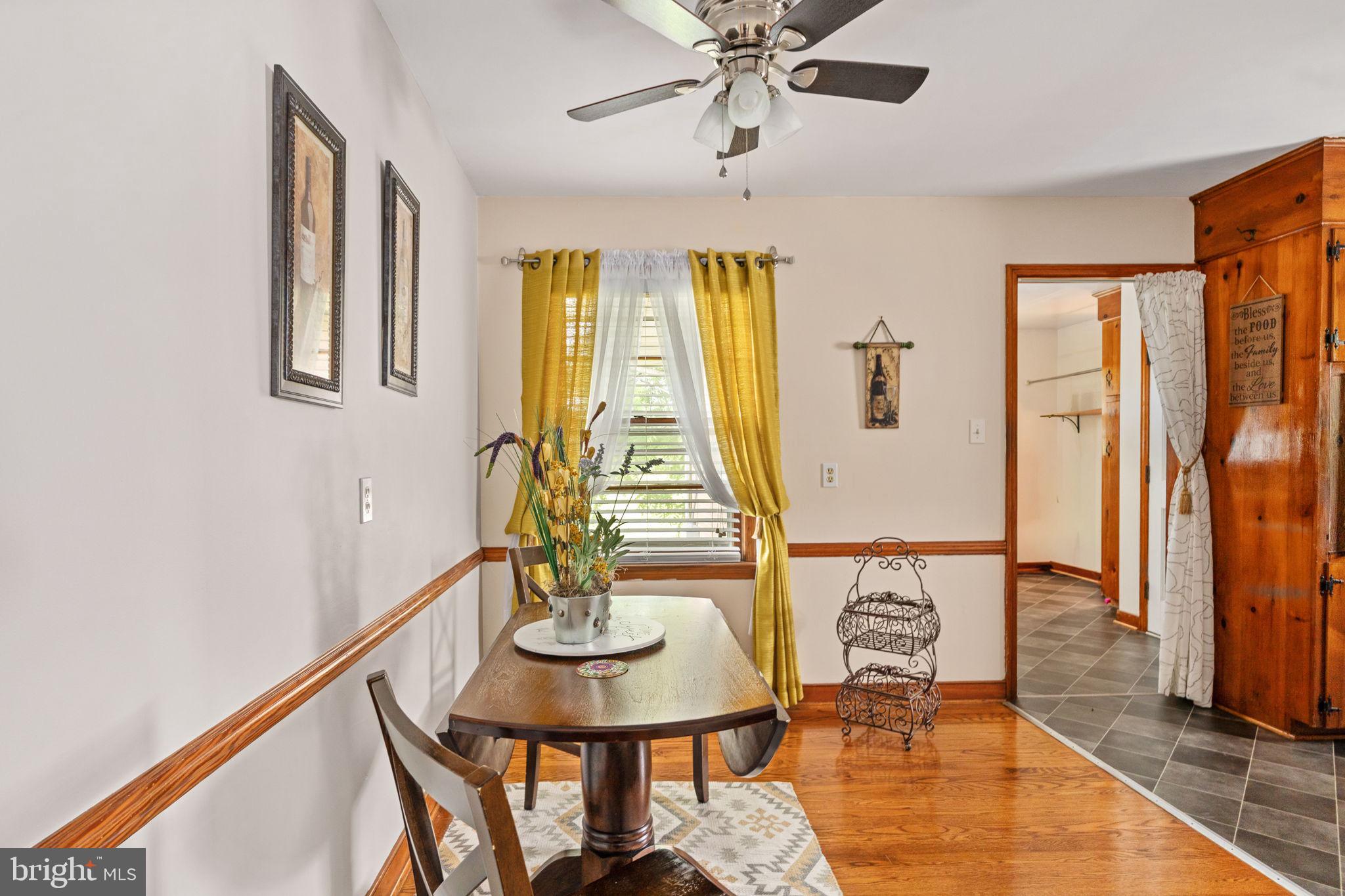 1440 Holly Farm Road Burkeville, VA 23922 - Photo 31 of 52 Charming dining nook with warm hues.