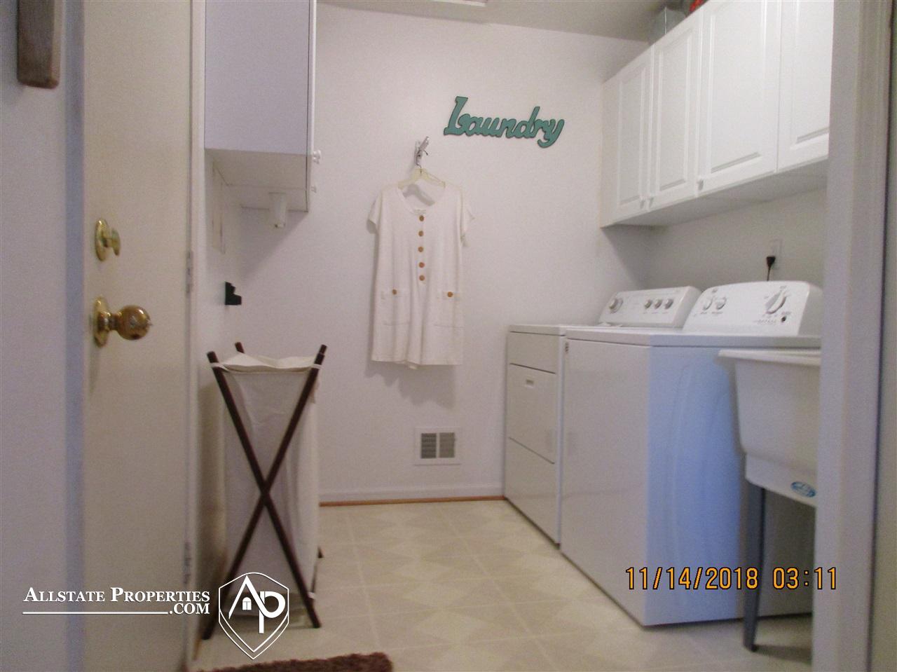 6435 Noble Road West Bloomfield, MI 48322 - Photo 22 of 37
