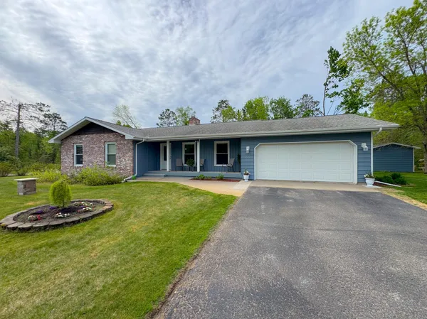 $329,850 | 210 Kenwood Circle Northeast, Bemidji, MN 56601
