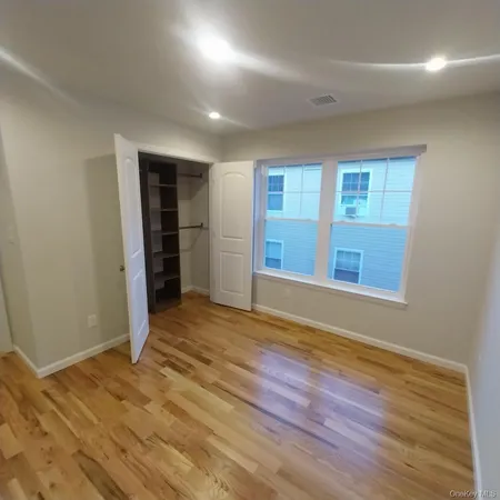 $3,250 | 343 Jackson Street, Unit 5, Hempstead, NY 11550